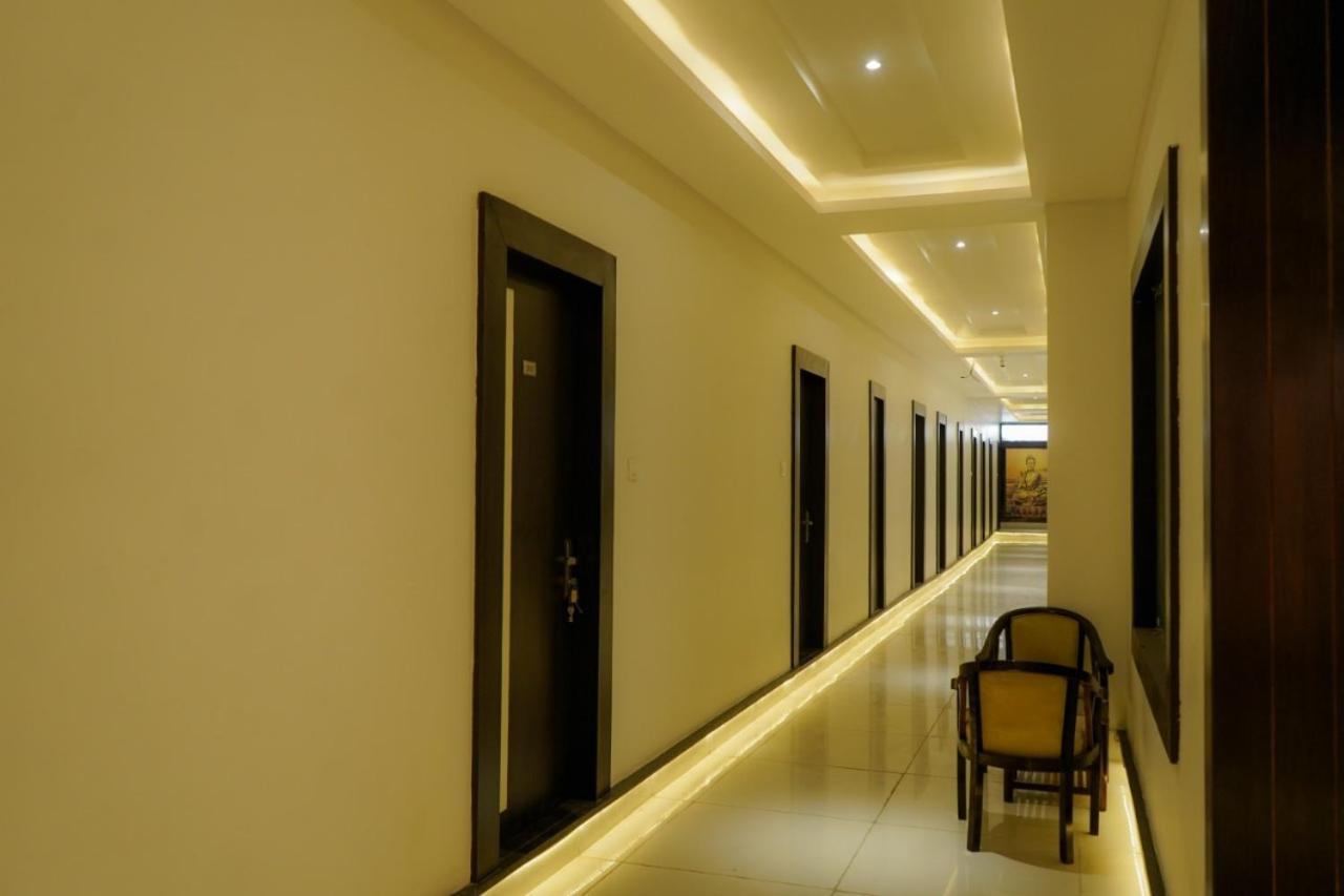 Hotel Meenakshi Hoshangabad Dış mekan fotoğraf